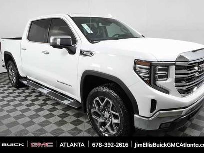 New 2026 GMC Sierra 1500 SLT w/ SLT Premium Package