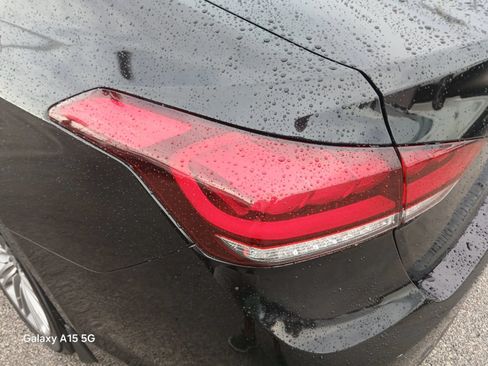 Used 2018 Genesis G80 3.8 RWD image 14