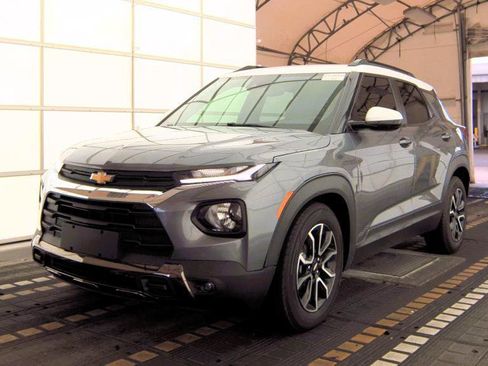 Used 2021 Chevrolet TrailBlazer ACTIV w/ Convenience Package FWD image 7