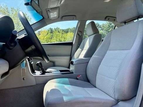 Used 2017 Toyota Camry LE FWD image 28
