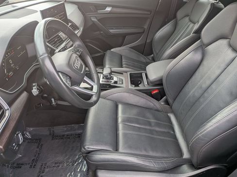 Used 2022 Audi Q5 2.0T Premium Plus w/ Premium Plus Package AWD/4WD image 17