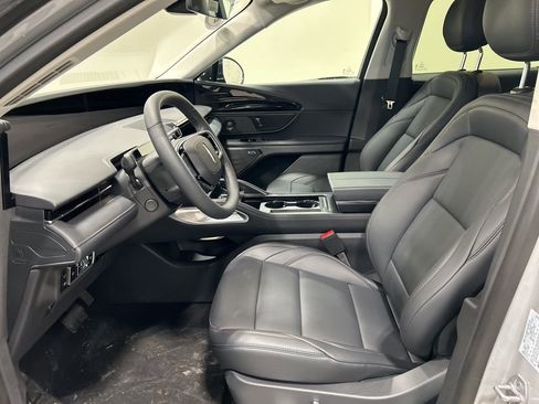 New 2026 Lincoln Nautilus Premier w/ Equipment Group 102A AWD/4WD image 10