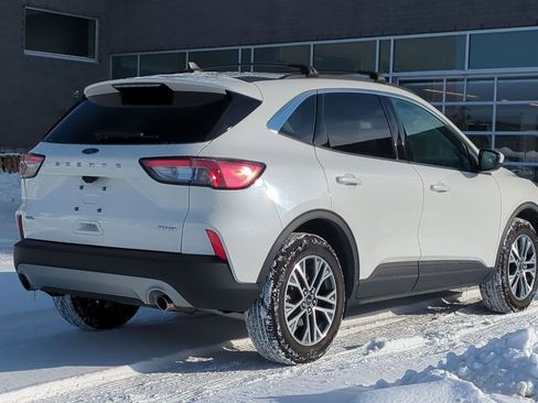 Used 2022 Ford Escape SEL image 8