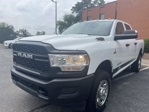 Used 2020 RAM 2500 Tradesman AWD/4WD image 13