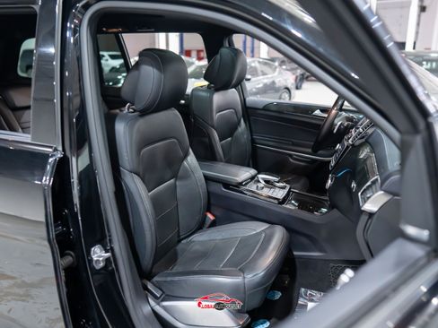 Used 2018 Mercedes-Benz GLS 550 4MATIC w/ Driver Assistance Package image 17