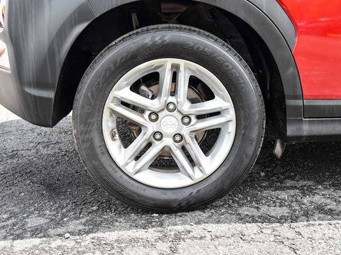 Used 2019 Hyundai Kona SE FWD image 12