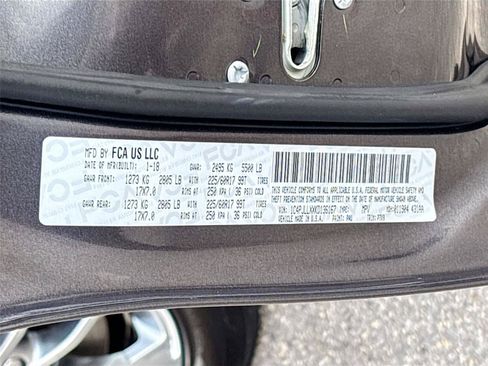 Used 2019 Jeep Cherokee Latitude Plus FWD image 30