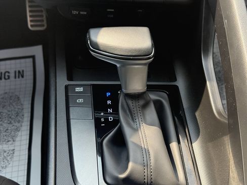 Used 2025 Hyundai Elantra Sport w/ Cargo Package image 19