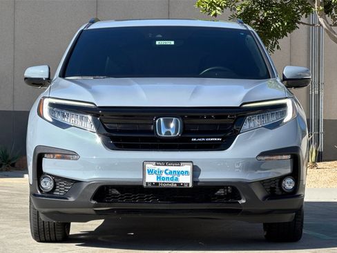 Certified 2022 Honda Pilot Black Edition image 12
