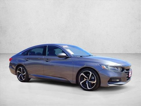 Used 2018 Honda Accord Sport image 6