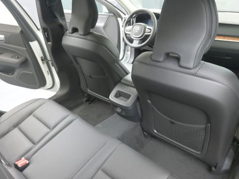 New 2026 Volvo V60 B5 Cross Country Plus w/ Protection Package Premier image 15