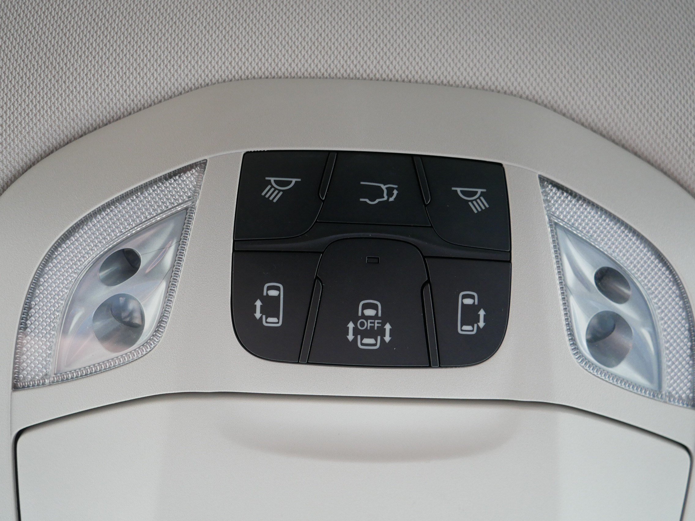 Used 2024 Chrysler Pacifica Touring-L FWD image 32