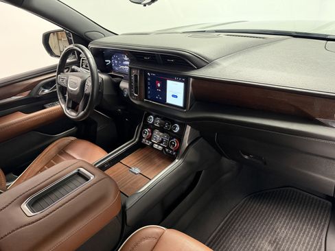 Used 2023 GMC Yukon Denali Ultimate image 27