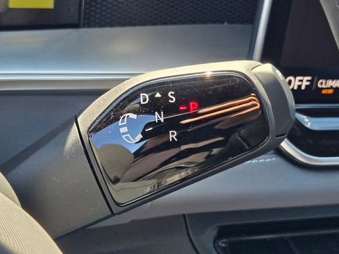 New 2026 Volkswagen Tiguan SE R-Line FWD image 20