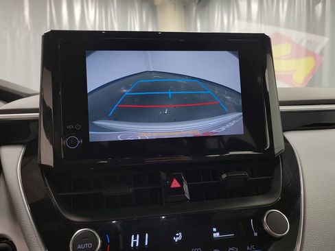 Used 2024 Toyota Corolla SE image 17