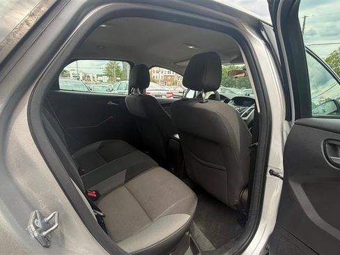 Used 2012 Ford Focus SE FWD image 16