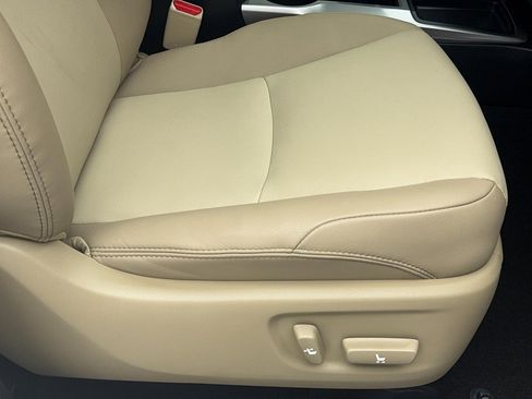 Used 2021 Toyota 4Runner SR5 Premium w/ Moonroof Package image 40