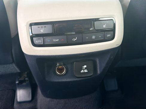 Used 2021 Hyundai Palisade SEL w/ Premium Package image 21