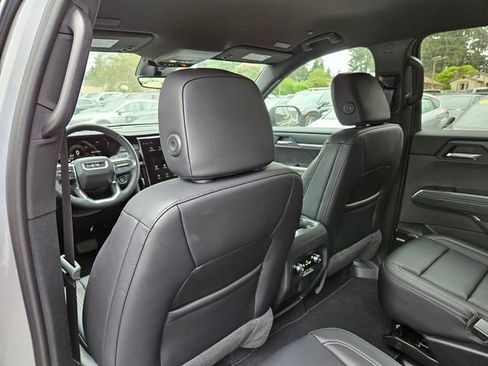 New 2026 GMC Acadia Elevation w/ Elevation Premium Package AWD/4WD image 15