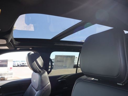 New 2026 Ford Expedition Platinum w/ Stealth Appearance Package image 17