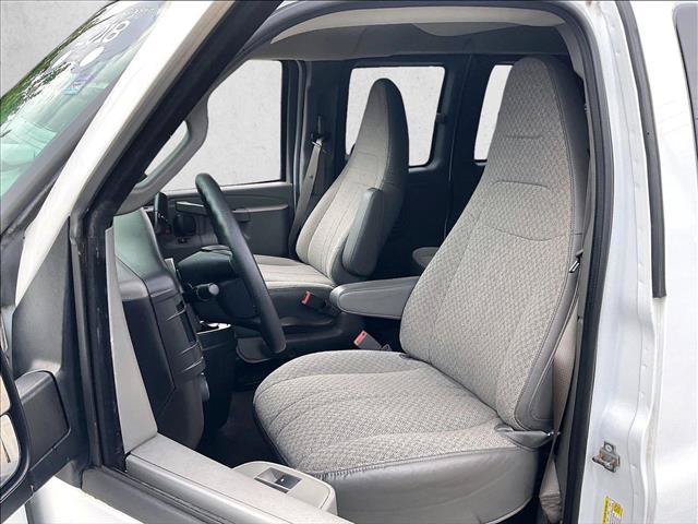 Used 2018 Chevrolet Express 3500 LT w/ LT Preferred Equipment Group RWD image 25
