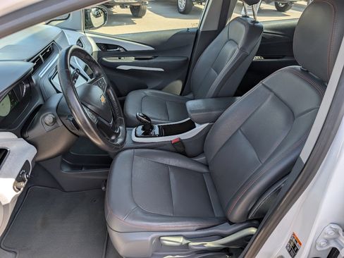 Used 2019 Chevrolet Bolt Premier FWD image 2