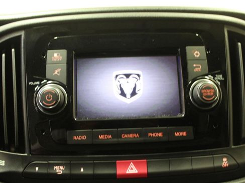 Used 2021 RAM ProMaster City Tradesman FWD image 11