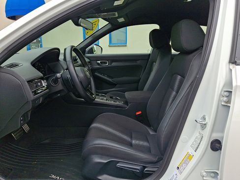 Used 2024 Honda Civic Sport image 13