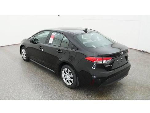 New 2026 Toyota Corolla LE FWD image 6