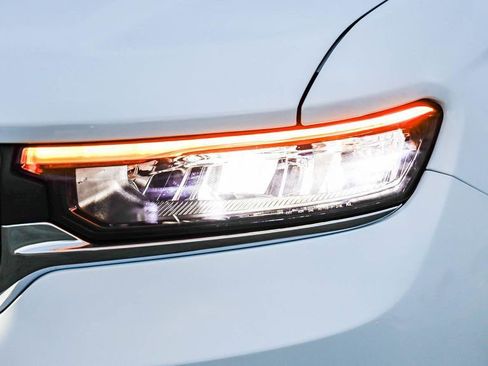 New 2025 Jeep Grand Cherokee L Laredo w/ Luxury Tech Group I image 5