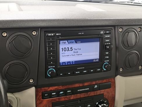 Used 2006 Jeep Commander Limited w/ Trailer Tow Group IV AWD/4WD image 33