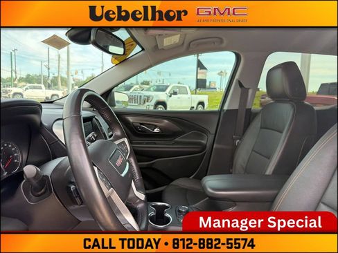 Used 2021 GMC Terrain SLT AWD/4WD image 22
