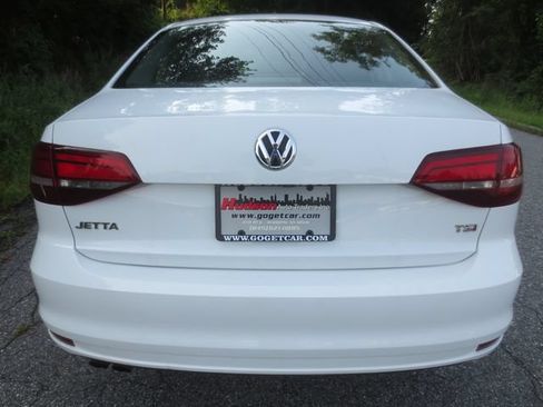 Used 2018 Volkswagen Jetta S w/ Cold Weather Package FWD image 6