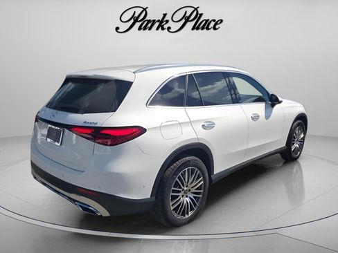 Certified 2025 Mercedes-Benz GLC 300 300 image 3