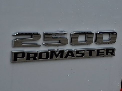 Used 2025 RAM ProMaster 2500 w/ U-Haul Equipment Group FWD image 31