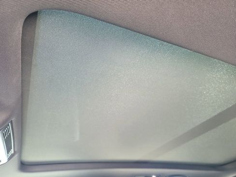 Used 2024 Volkswagen Tiguan SEL R-Line image 19