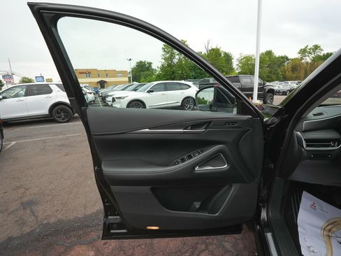 Used 2025 INFINITI QX60 Luxe AWD/4WD image 10