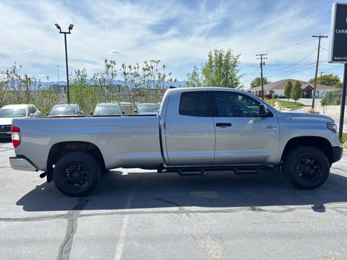 Used 2020 Toyota Tundra SR5 w/ SR5 Upgrade Package AWD/4WD image 4