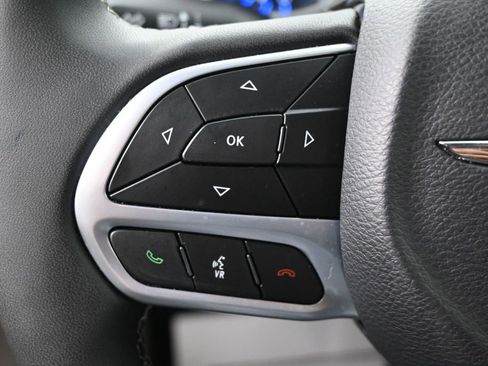 Used 2023 Chrysler Voyager LX FWD image 24