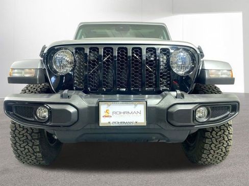 Used 2021 Jeep Gladiator Willys image 26