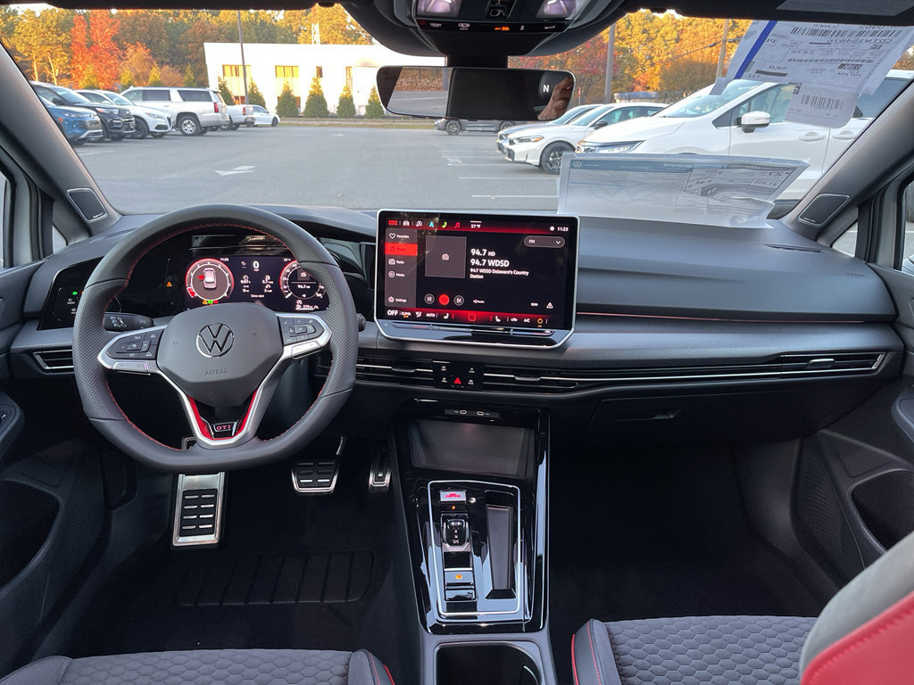 New 2026 Volkswagen GTI SE FWD image 7