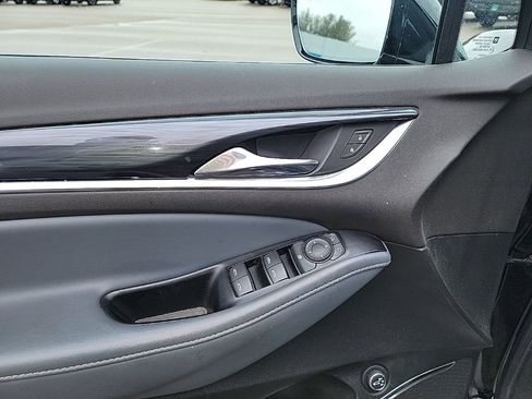 Used 2024 Buick Enclave Essence w/ Experience Buick Package image 22