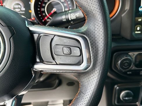 Used 2022 Jeep Gladiator Mojave image 37