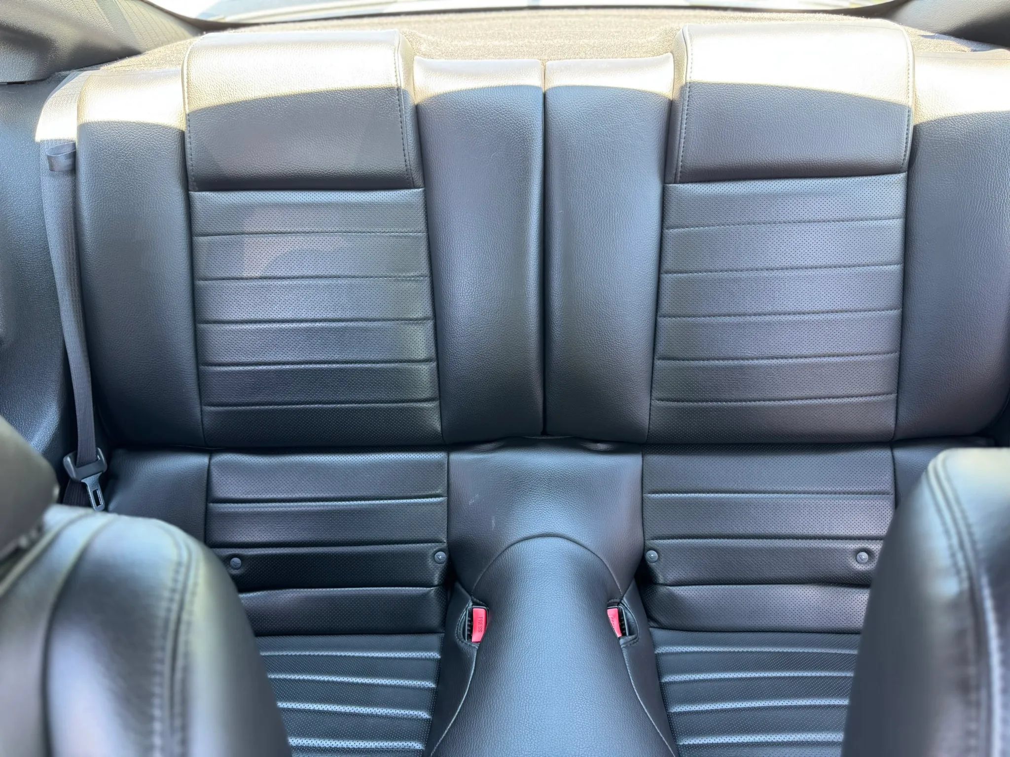 Used 2008 Ford Mustang Shelby GT500 RWD image 29