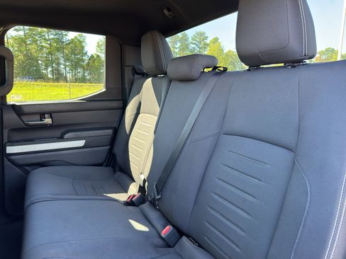 Used 2024 Toyota Tacoma TRD Off-Road image 16