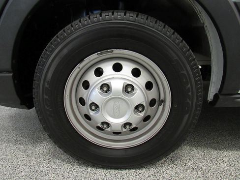 Used 2023 Ford Transit 250 Medium Roof AWD image 11