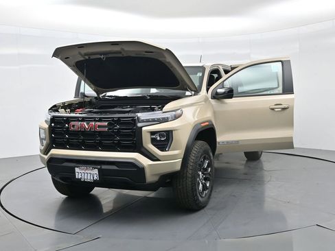 Used 2023 GMC Canyon Elevation image 43