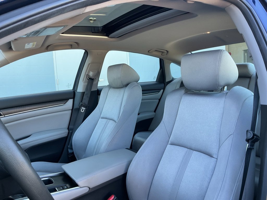 Used 2020 Honda Accord EX image 16