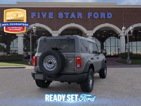 New 2025 Ford Bronco 4-Door image 8