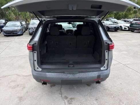 Used 2023 Chevrolet Traverse LT w/ Midnight/Sport Edition FWD image 32